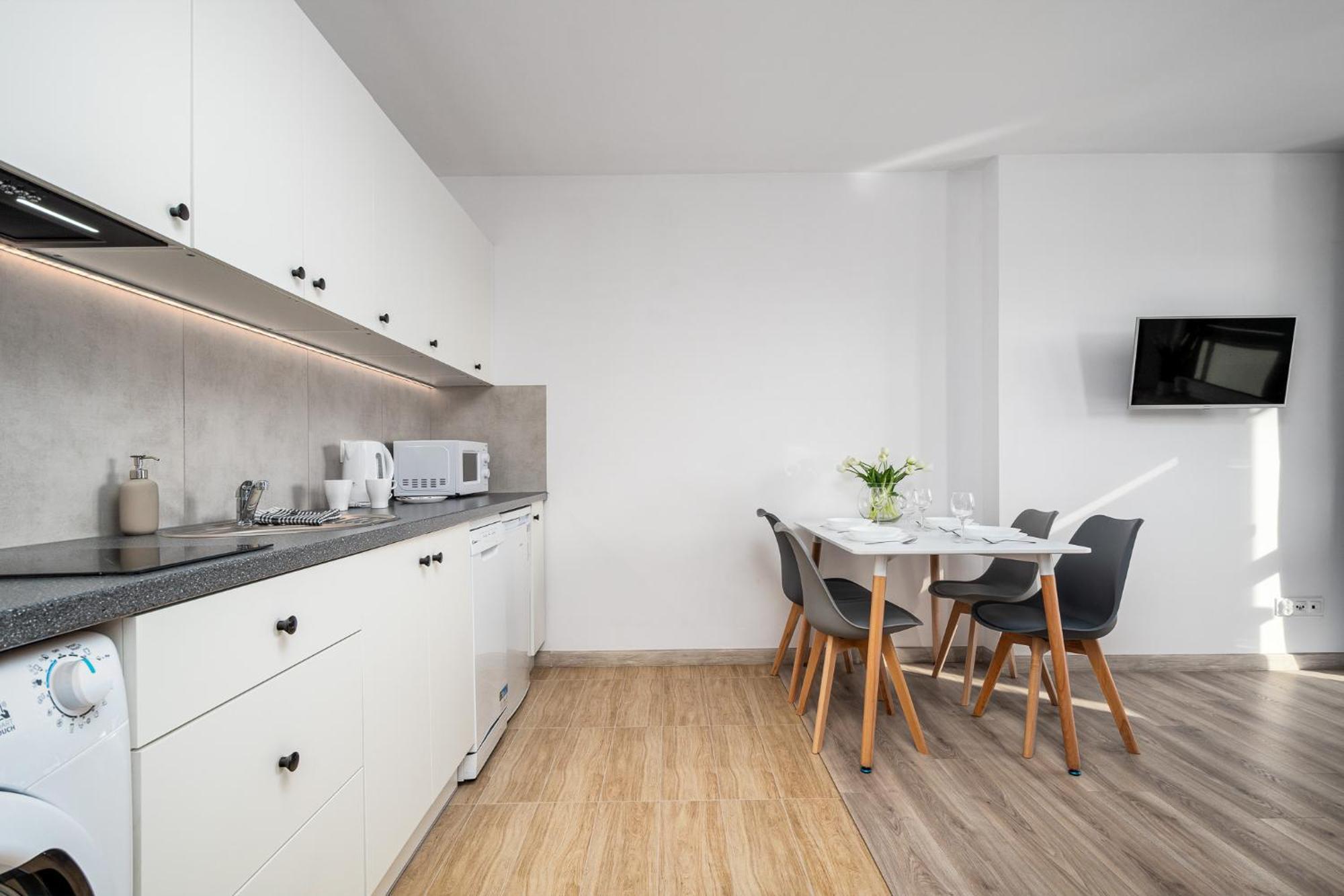 Pileckiego 59 By Perfect Apart Free Parking Warschau Buitenkant foto